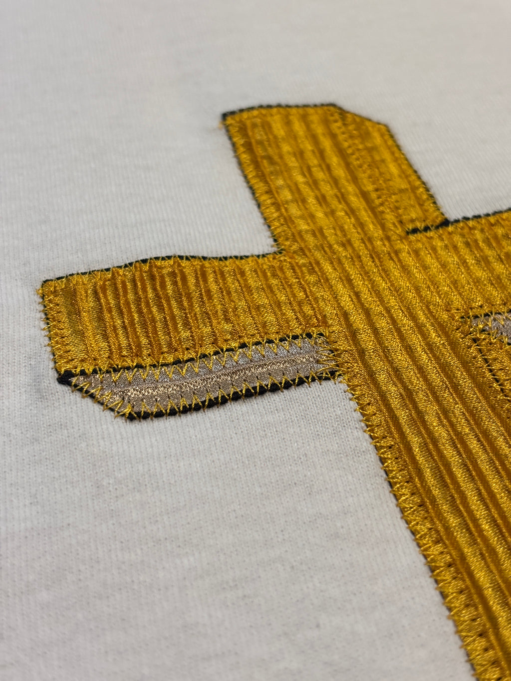Cross (Gold/White)