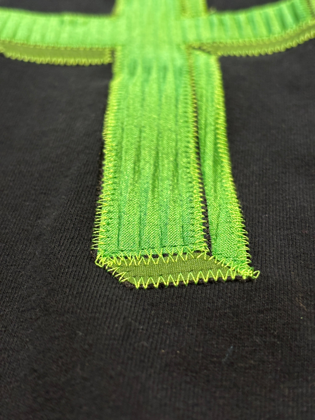Cross (Green/Black)